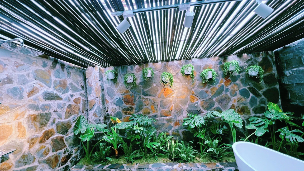 Photo of Bathroom in Hoa Lu