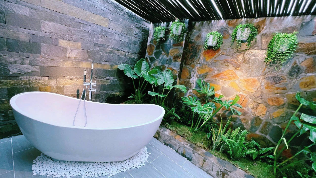 Photo of Bathroom in Hoa Lu