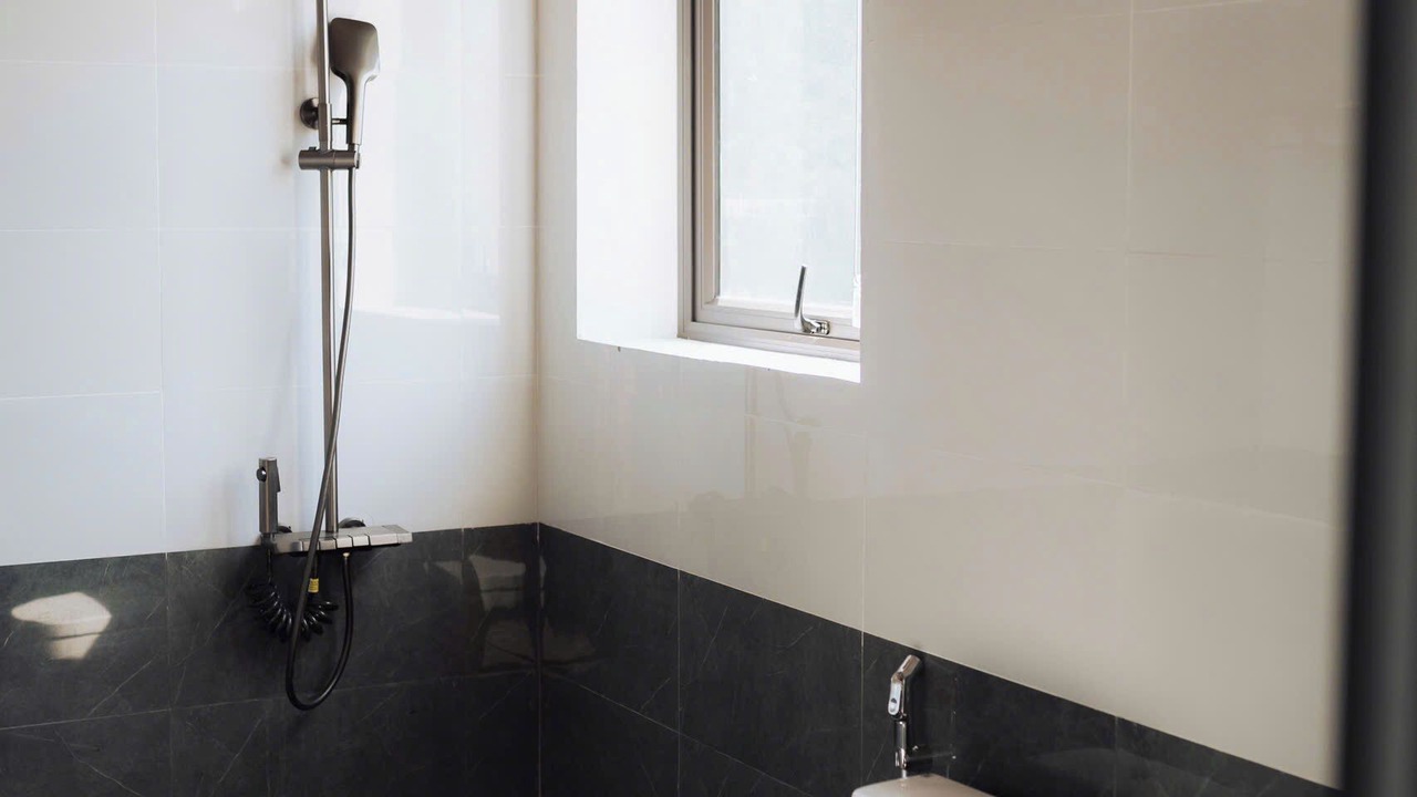 Photo of Bathroom in Hoa Lu