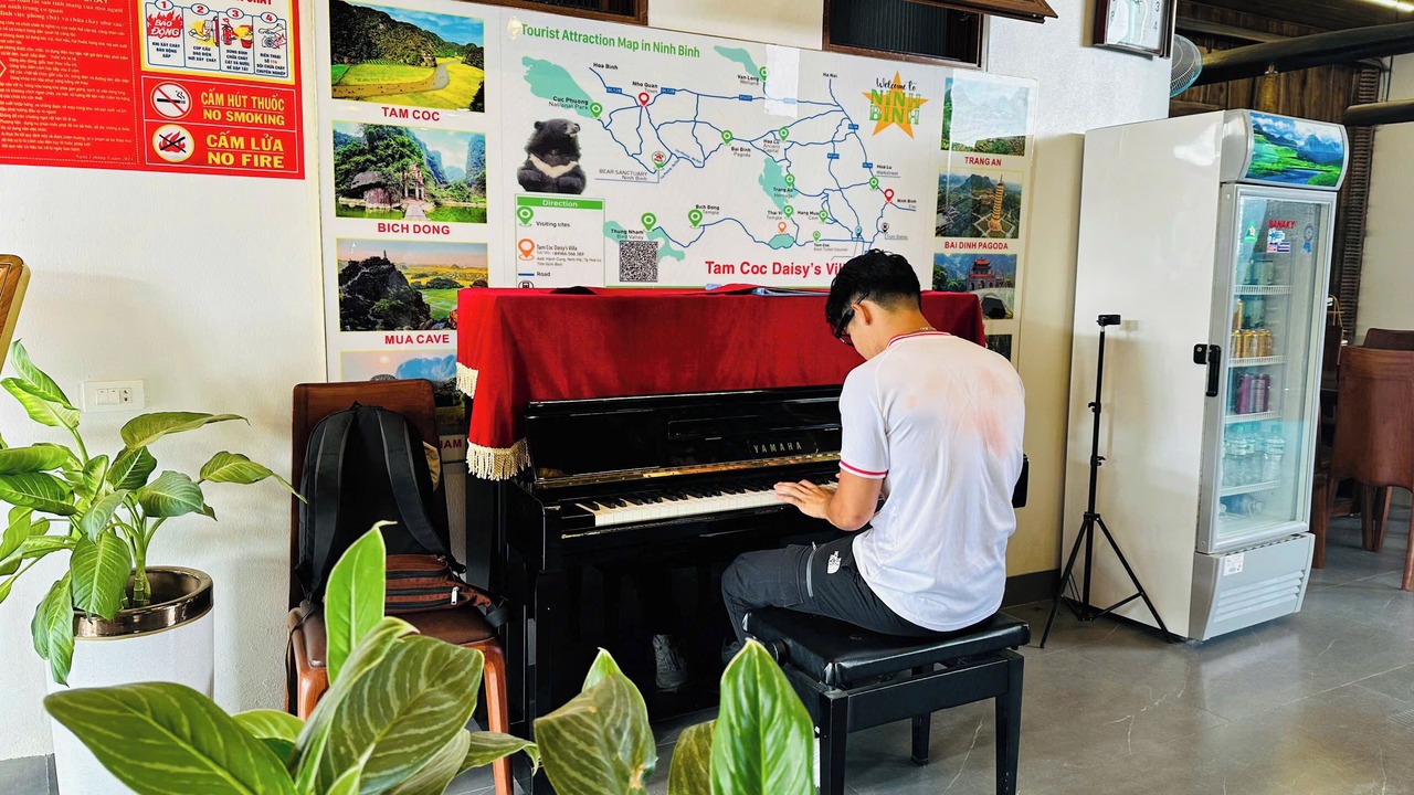 Photo of Others in Hoa Lu