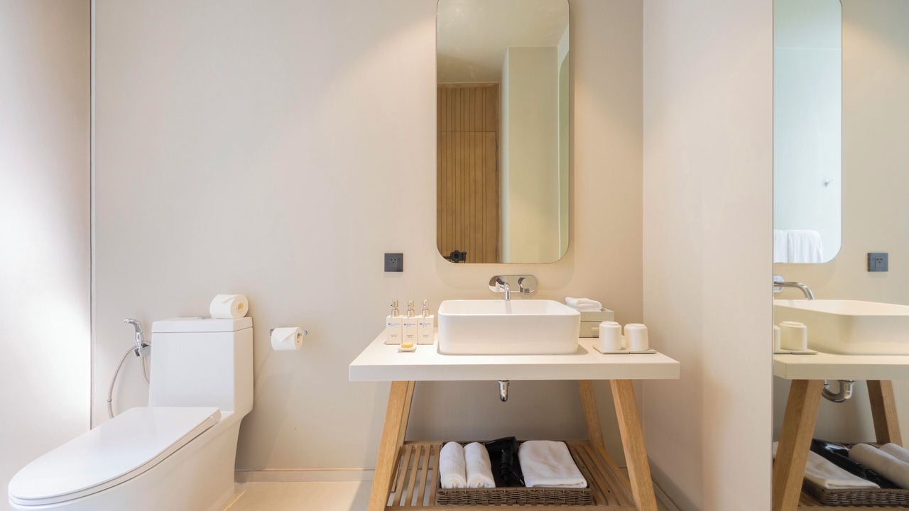 Photo of Bathroom in Long Beach