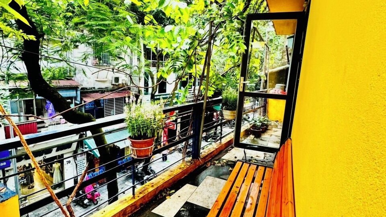 Photo of Patio Balcony in Hang Bo