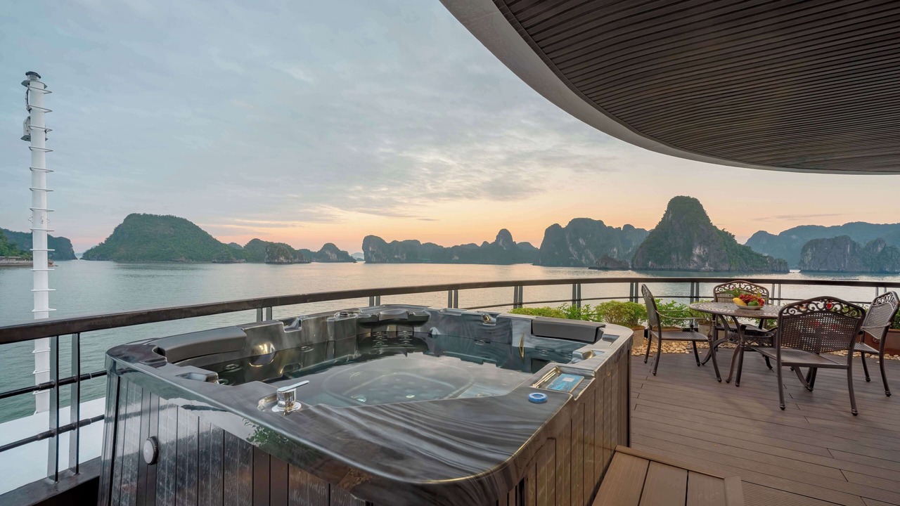 Photo of Others in Ha Long
