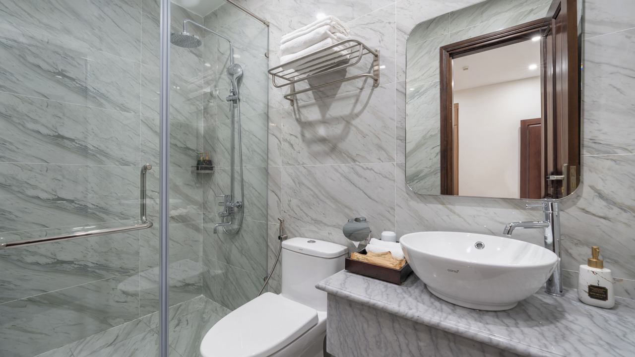 Photo of Bathroom in Cam Le