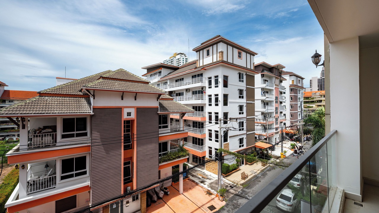 Photo of Patio Balcony in Pratumnak Hill