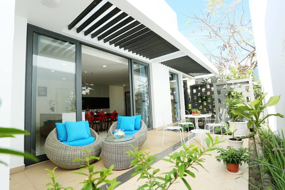Photo of Patio Balcony in Him Lam