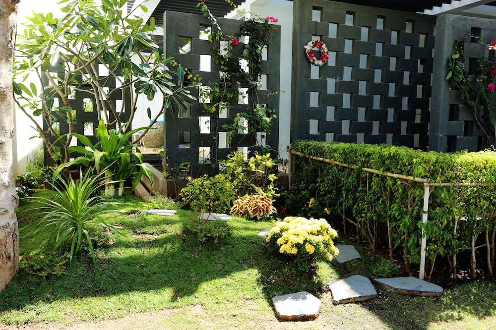 Photo of Outdoor in Him Lam