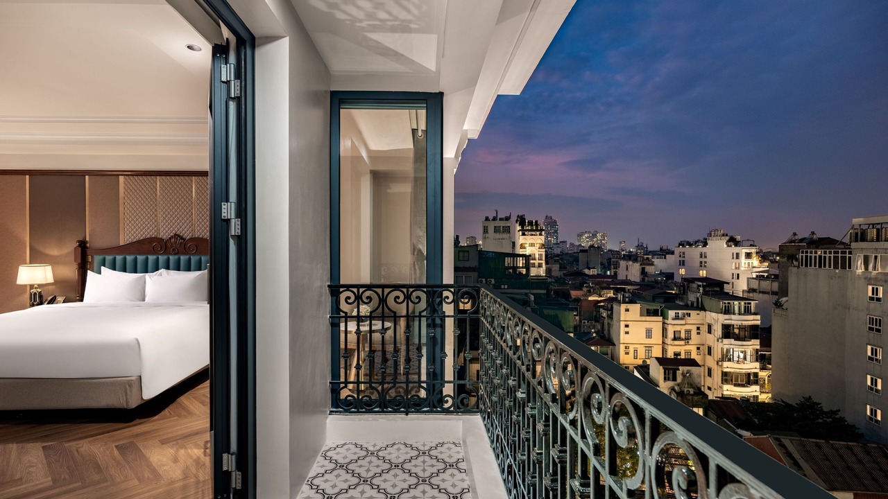 Photo of Patio Balcony in Old Quarter