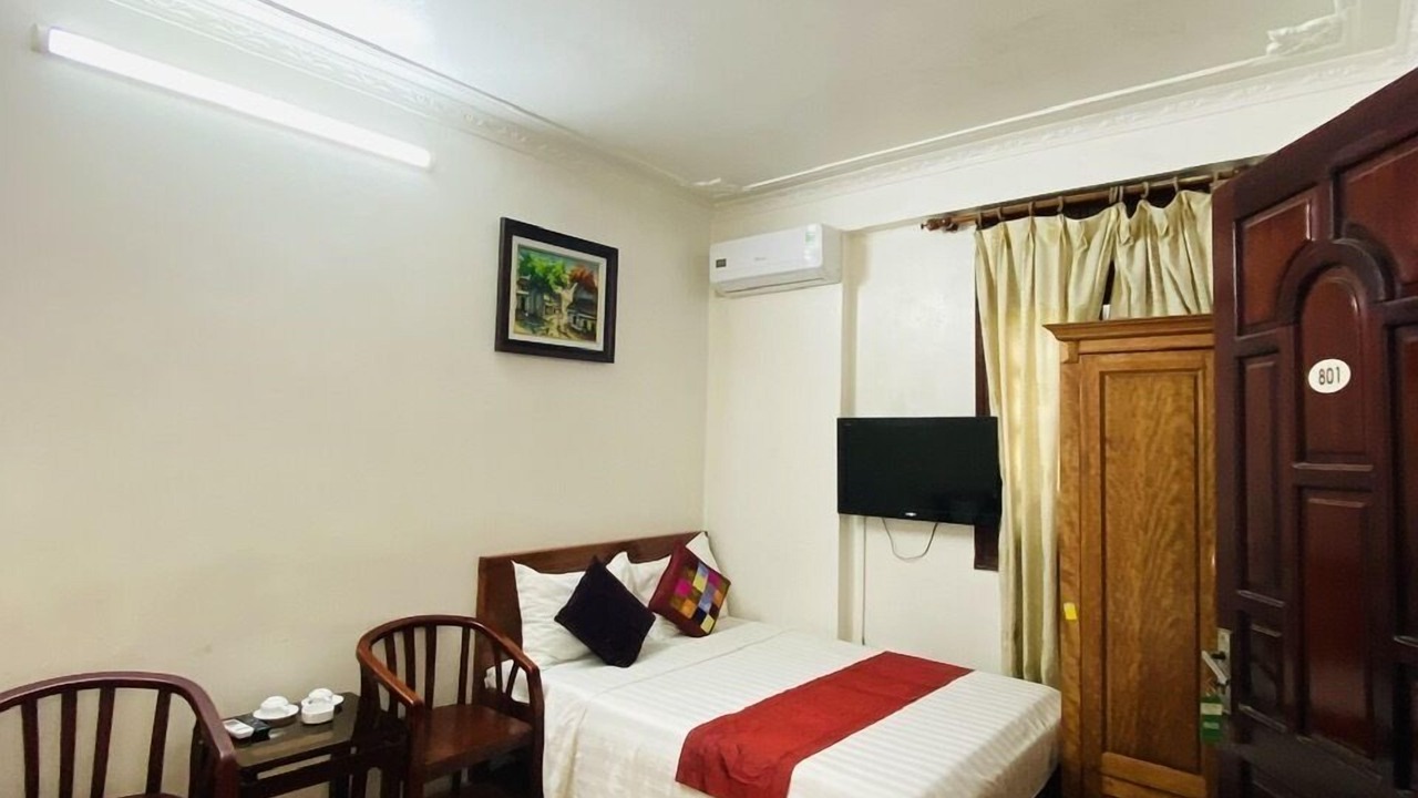 Photo of Bedroom in Truc Bach