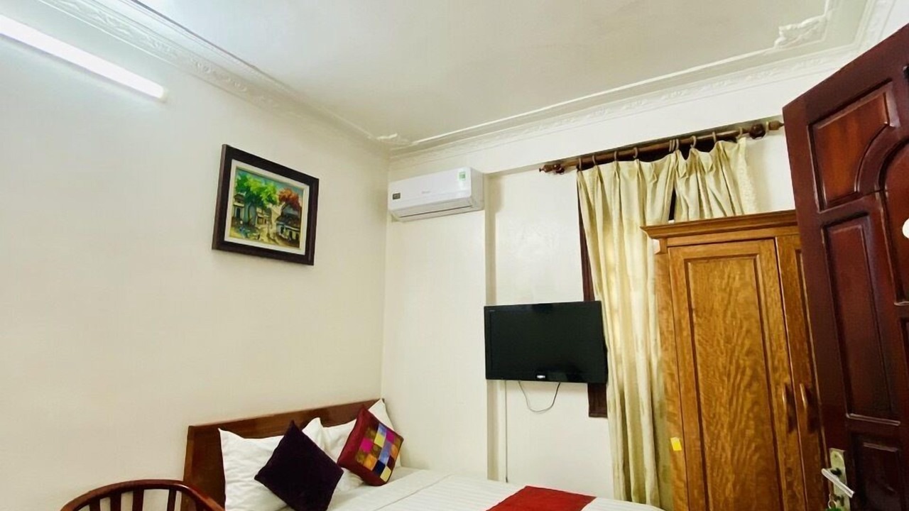Photo of Bedroom in Truc Bach