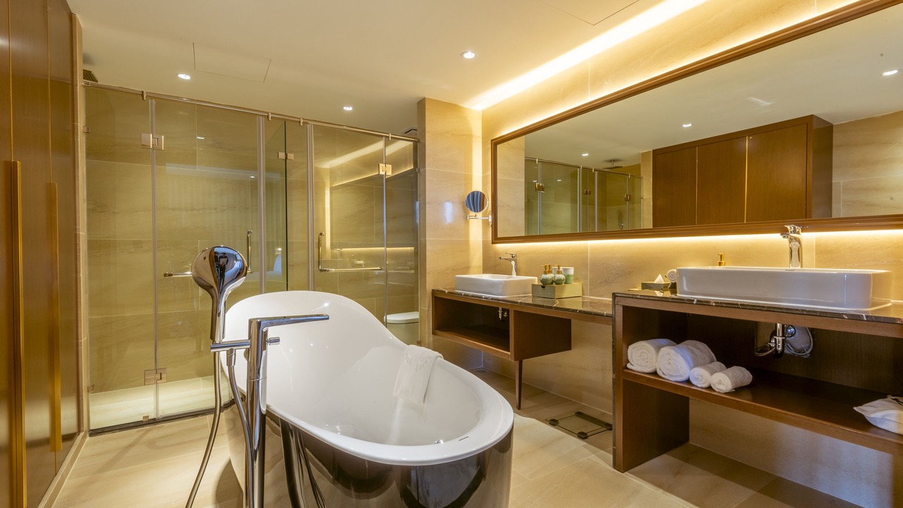 Photo of Bathroom in Ngu Hanh Son