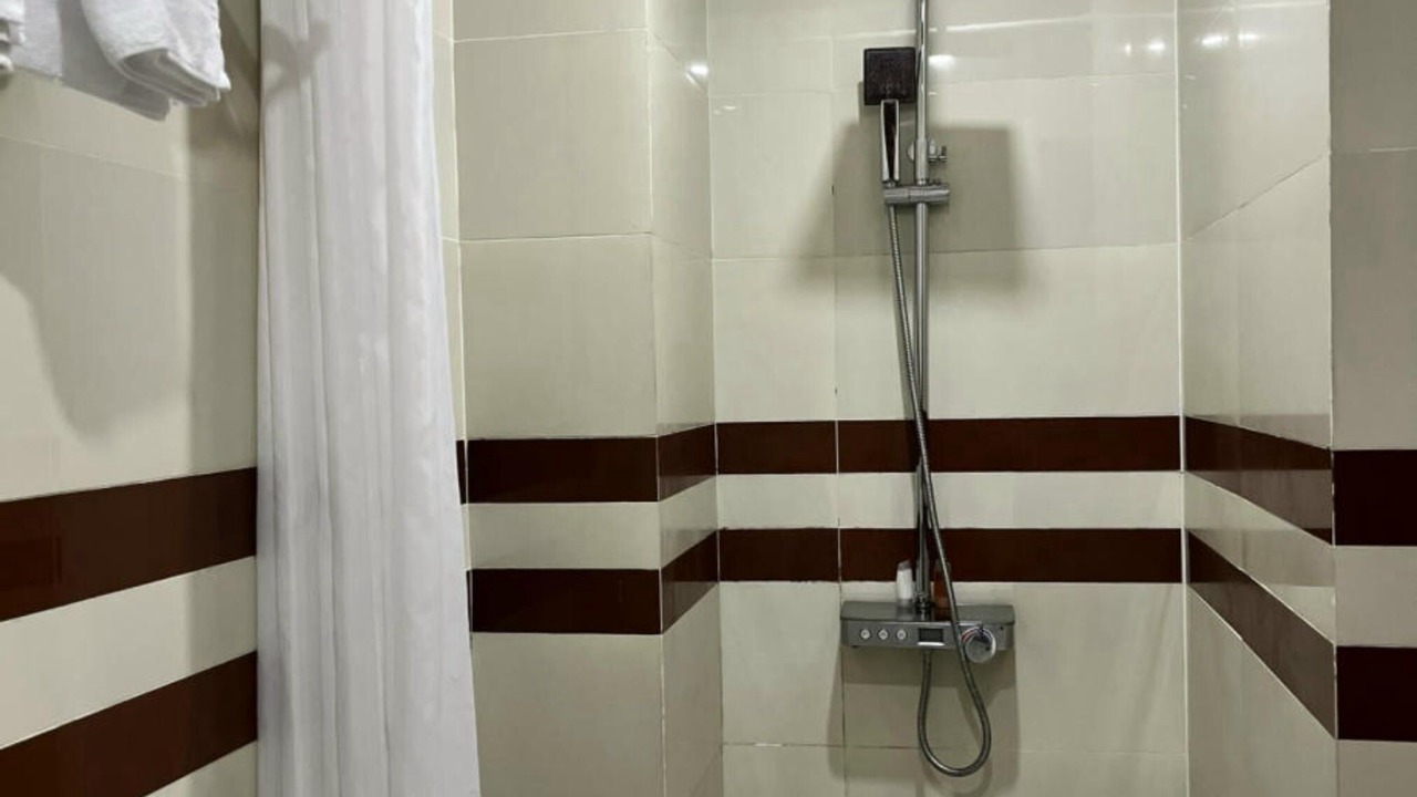 Photo of Bathroom in District 9