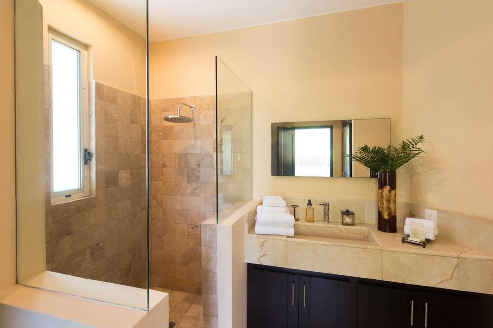 Photo of Bathroom in El Tezal