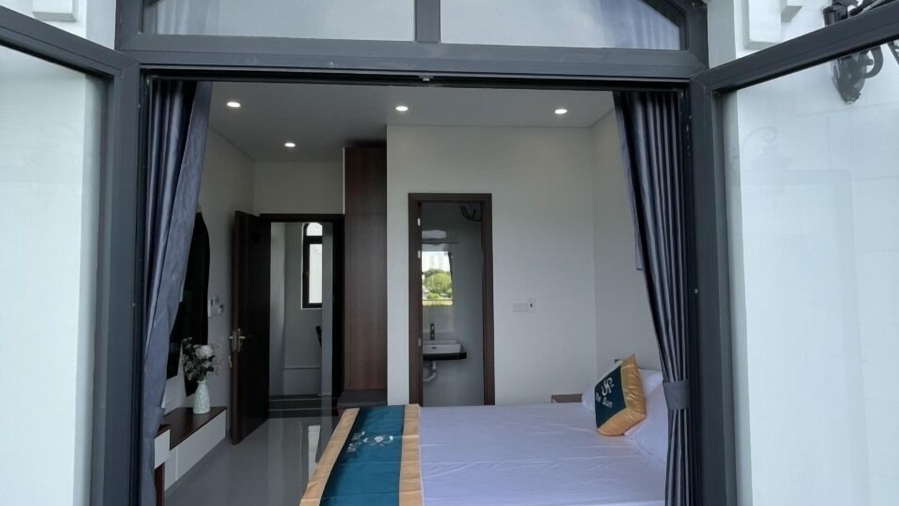 Photo of Bedroom in Ganh Dau