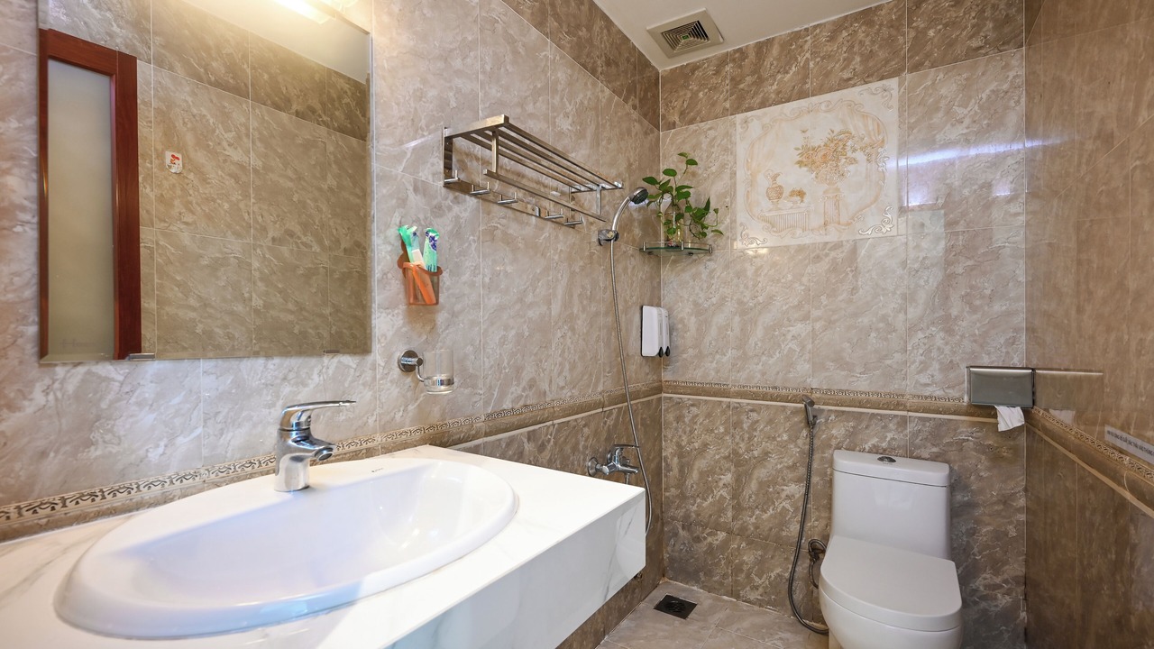 Photo of Bathroom in District 6