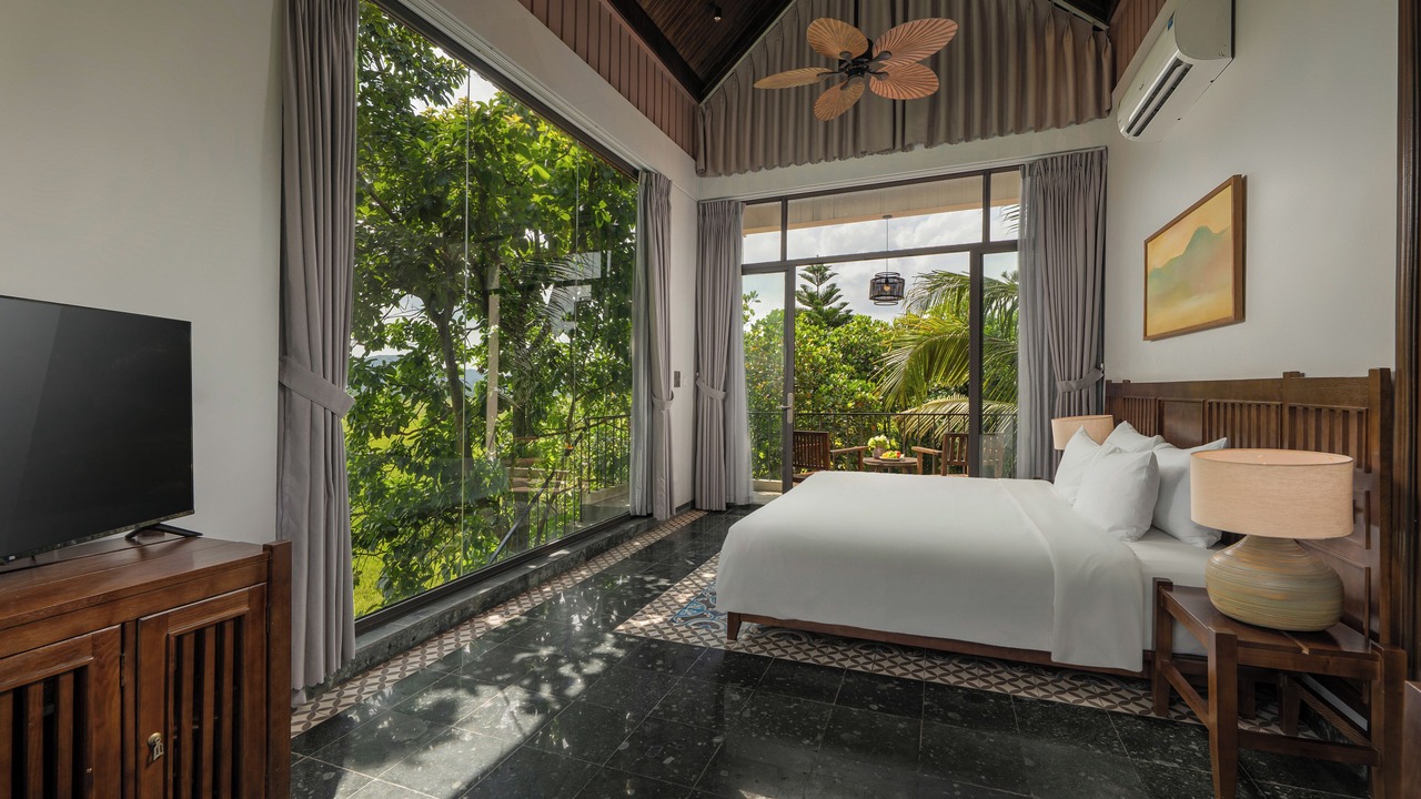 Photo of Bedroom in Hoa Lu