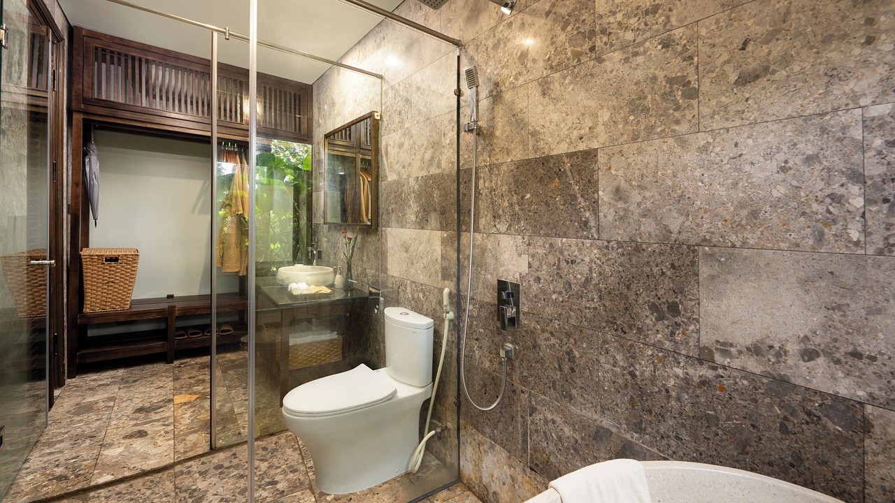 Photo of Bathroom in Hoa Lu