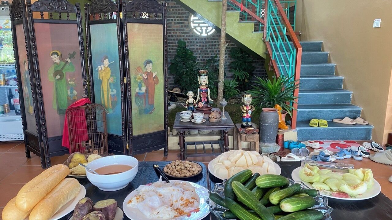 Photo of Others in Hoa Lu