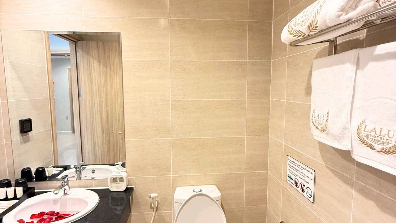 Photo of Bathroom in Ba Keo