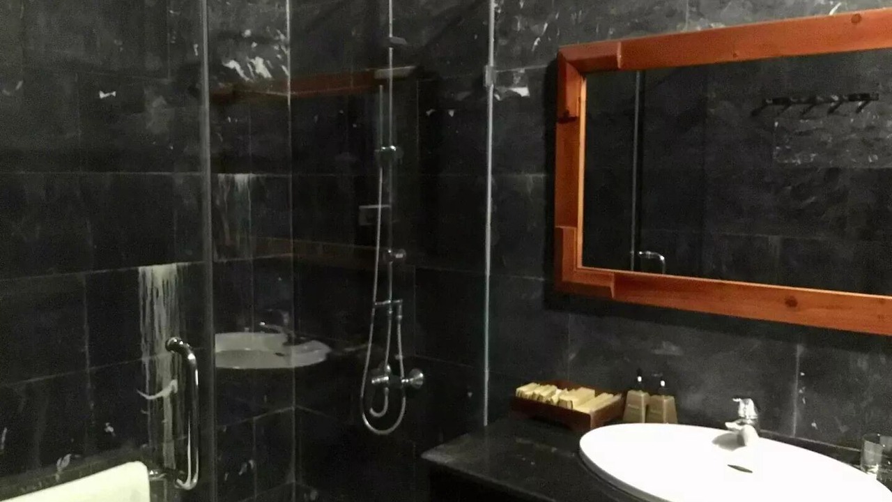 Photo of Bathroom in Hoi An