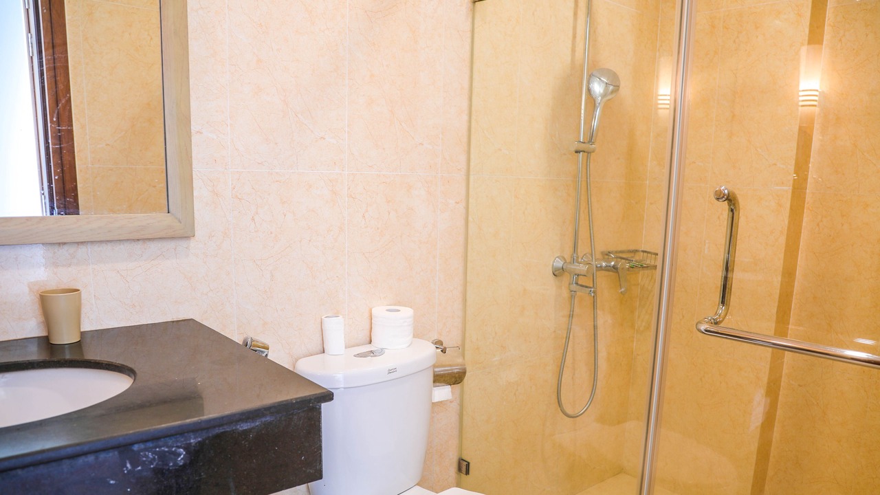 Photo of Bathroom in Ha Long