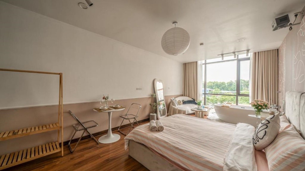 Photo of Bedroom in Truc Bach