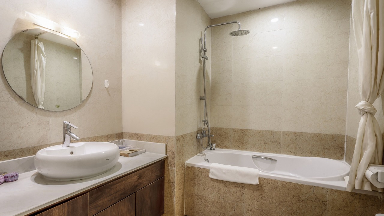 Photo of Bathroom in Ba Dinh