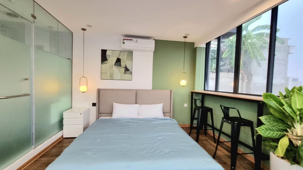 Photo of Bedroom in Trung Hoa Nhan Chinh