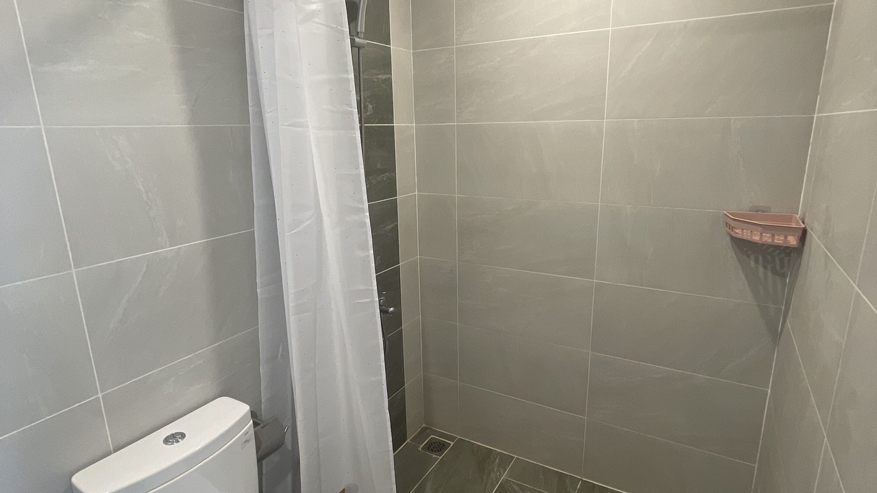 Photo of Bathroom in District 9