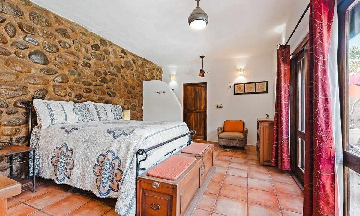 Photo of Bedroom in North End