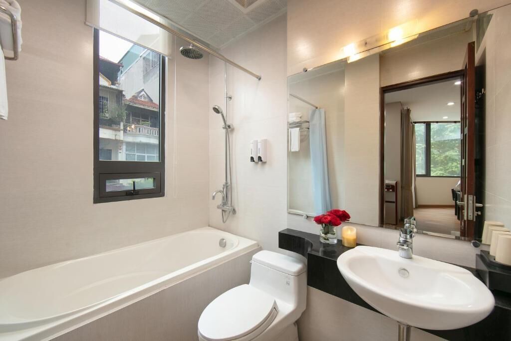 Photo of Bathroom in Dich Vong