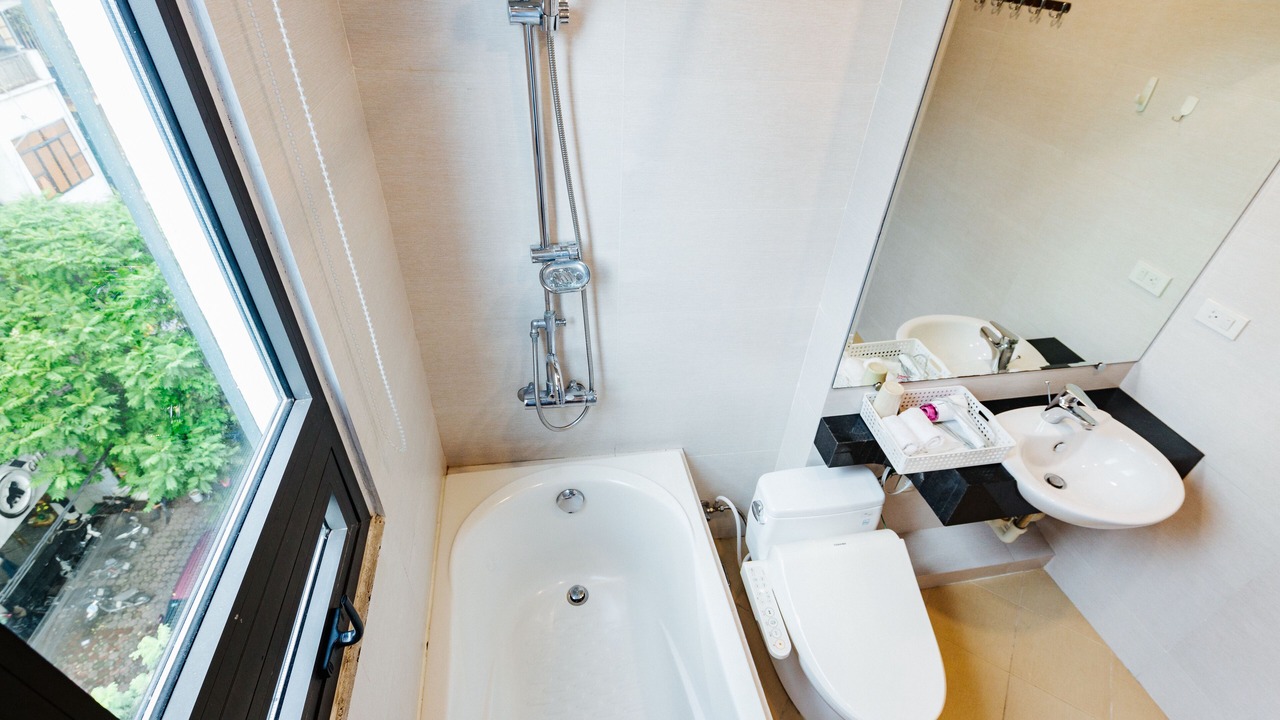 Photo of Bathroom in Dich Vong