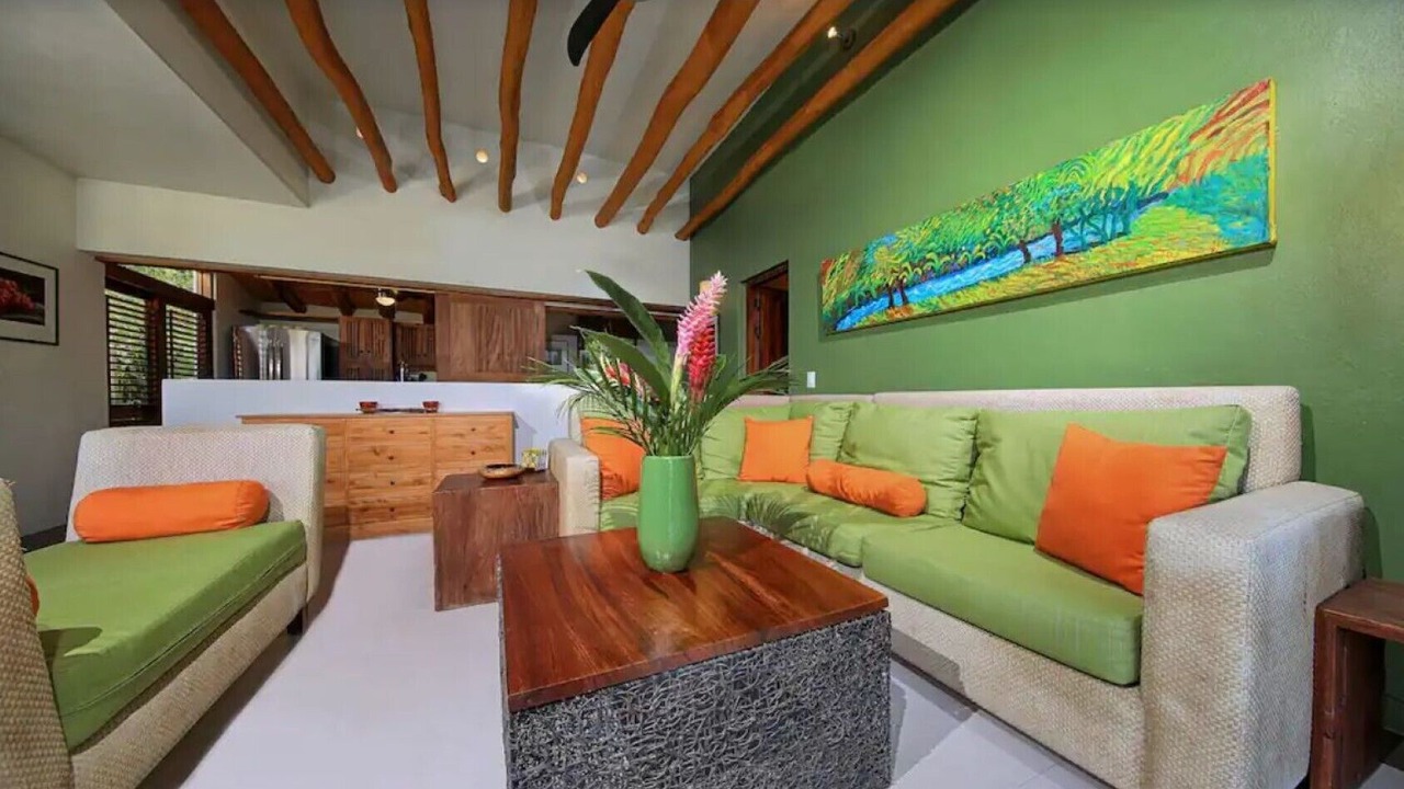 Photo of Livingroom in North End