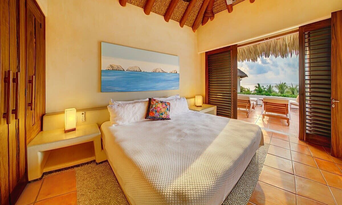 Photo of Bedroom in Zihuatanejo