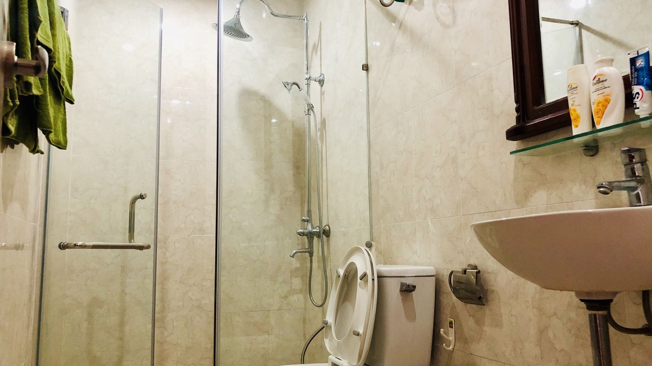 Photo of Bathroom in Ba Dinh