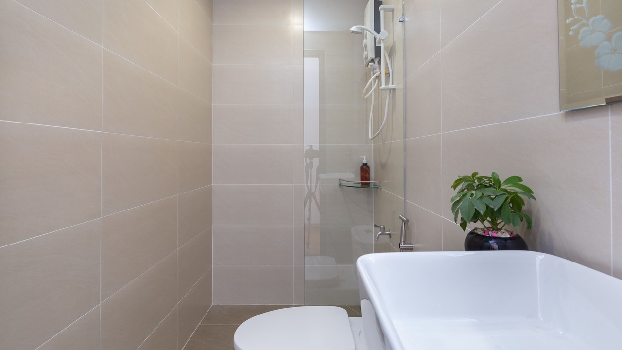 Photo of Bathroom in Phuong 8