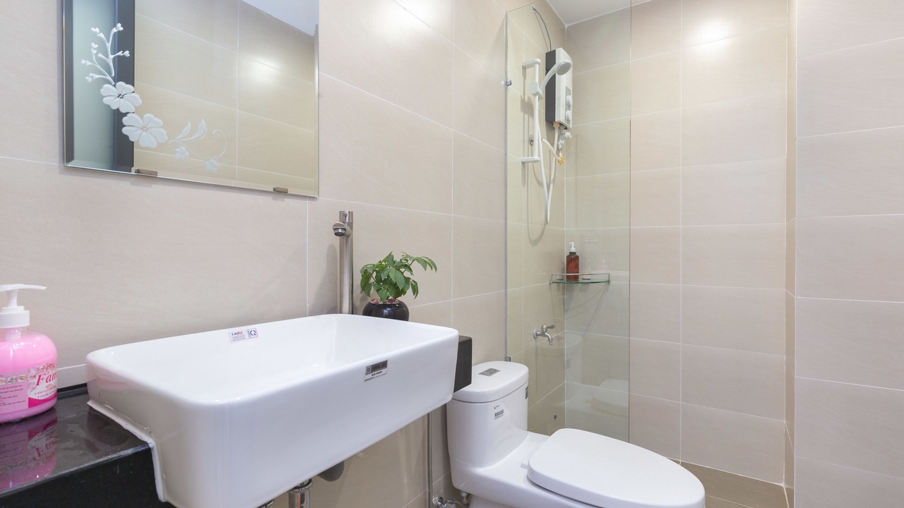 Photo of Bathroom in Phuong 8