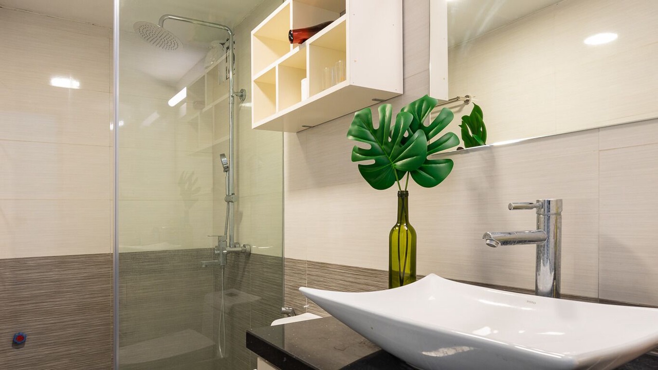 Photo of Bathroom in Tay Ho