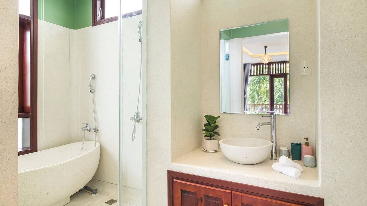 Photo of Bathroom in Cam Pho