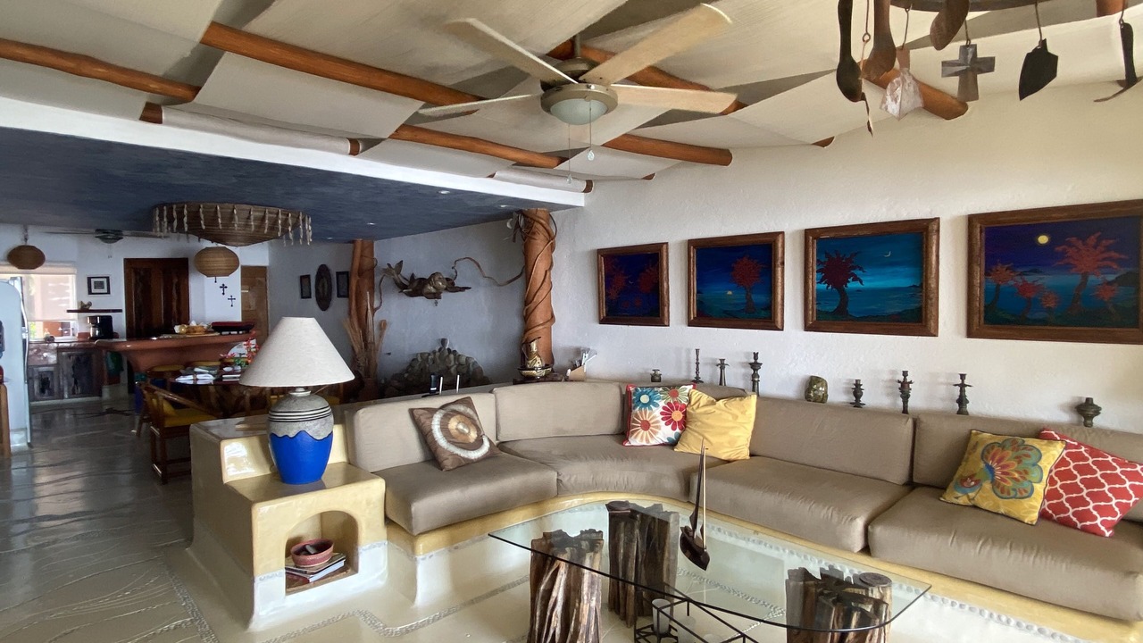 Photo of Livingroom in Zihuatanejo