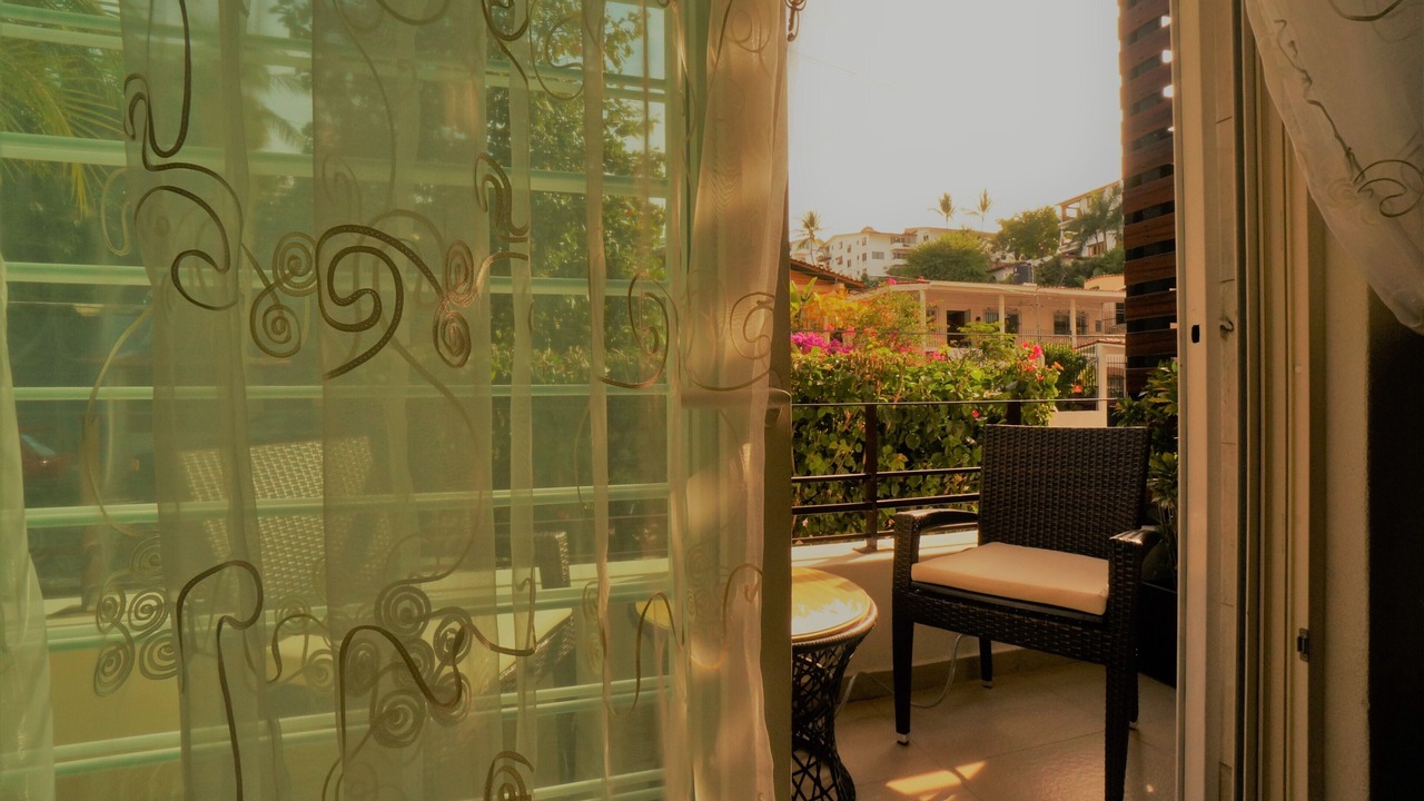 Photo of Patio Balcony in Romantic Zone
