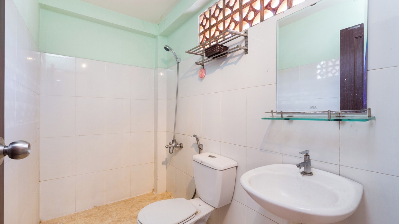 Photo of Bathroom in Hang Xanh