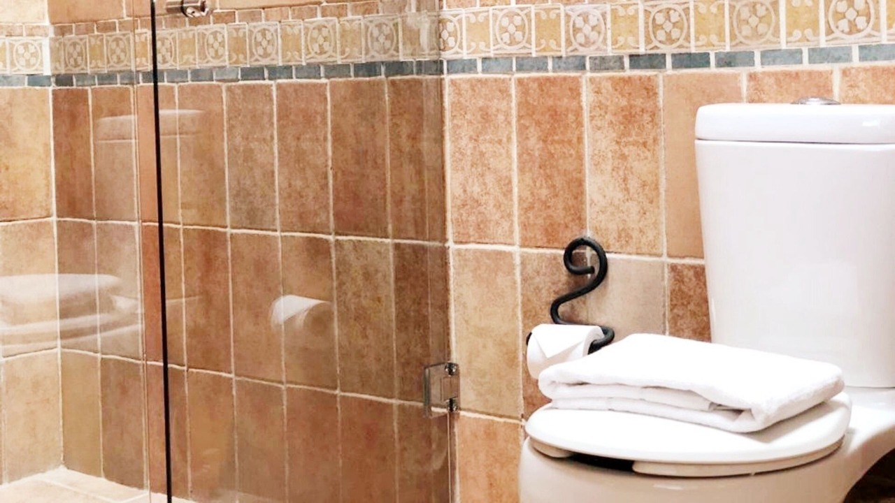 Photo of Bathroom in De La Merced