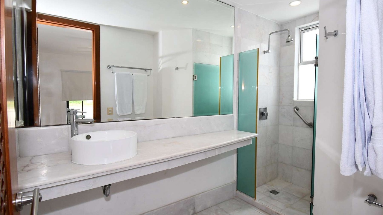 Photo of Bathroom in Playacar Fase I