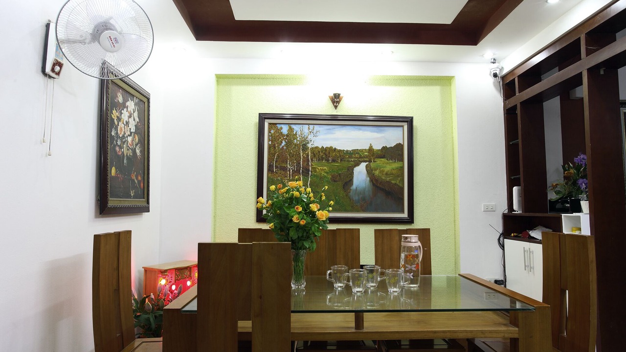 Photo of Others in Tay Ho