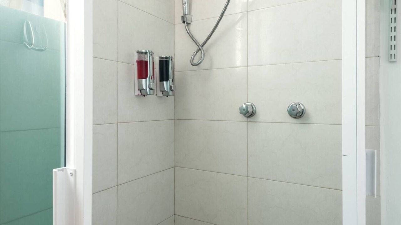Photo of Bathroom in Del Valle