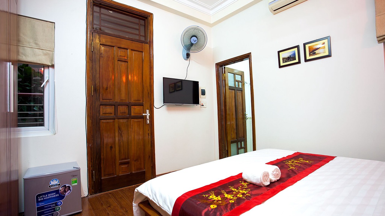 Photo of Bedroom in Tay Ho