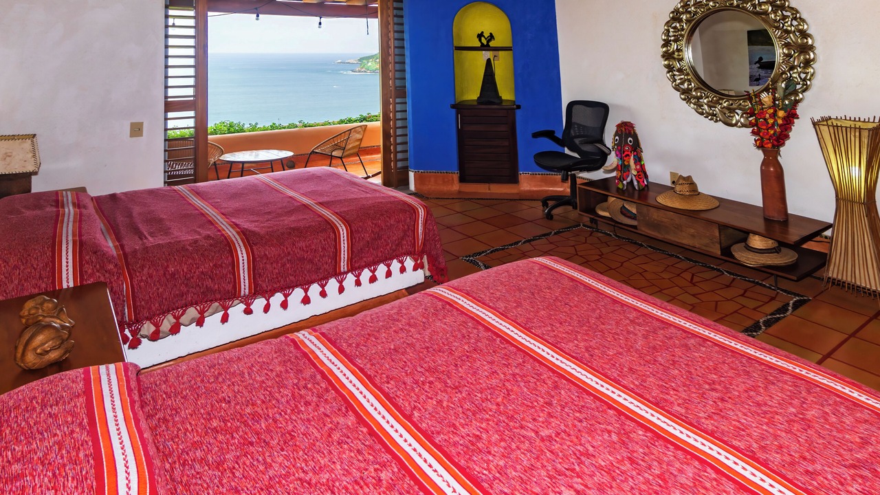 Photo of Bedroom in Zihuatanejo