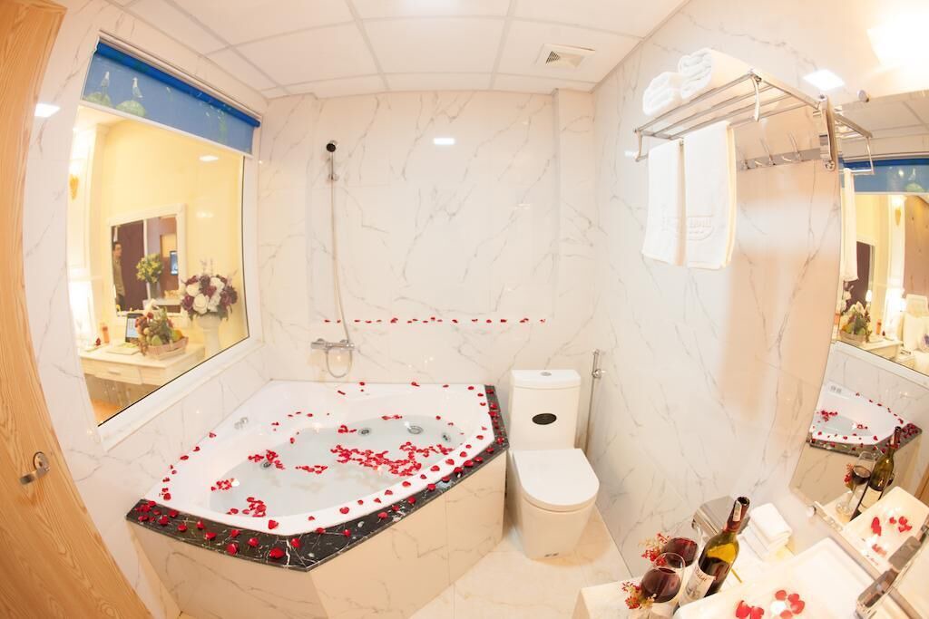 Photo of Bathroom in Dich Vong