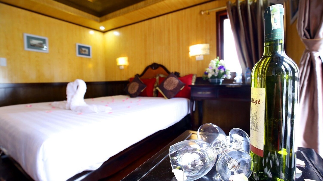 Photo of Bedroom in Hon Gai